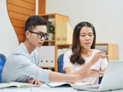 Những lưu ý quan trọng khi đưa ra phản hồi cho nhân viên